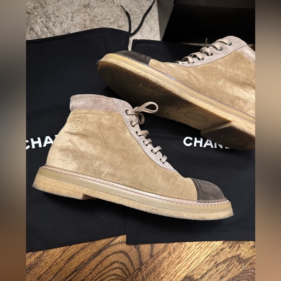 100% authentic Chanel Interlocking CC Logo Lace Up Suede Boots Booties - Picture 4 of 15